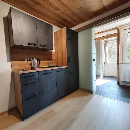 شقة Alte Backstube - Huettenstube Und Ferienzimmer Auszeit *